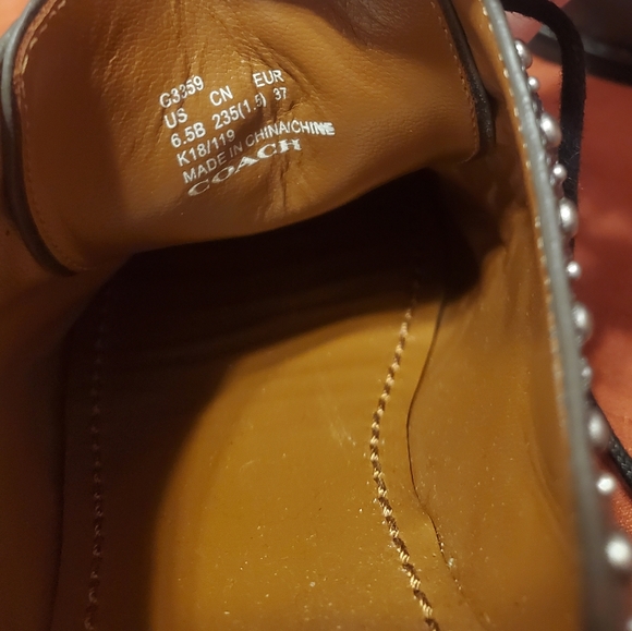 Beautiful Coach Loafers - Picture 8 of 8